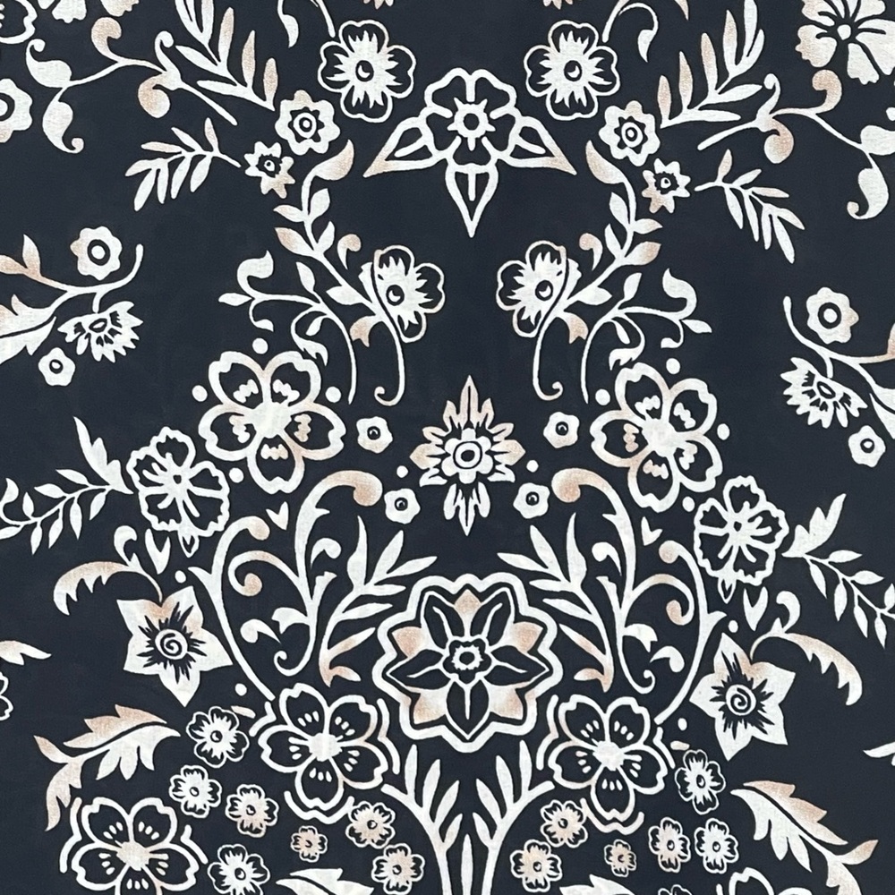 Roz & Ali | Black Floral and Beaded Neckline Blouse | Large - Picture 5 of 9